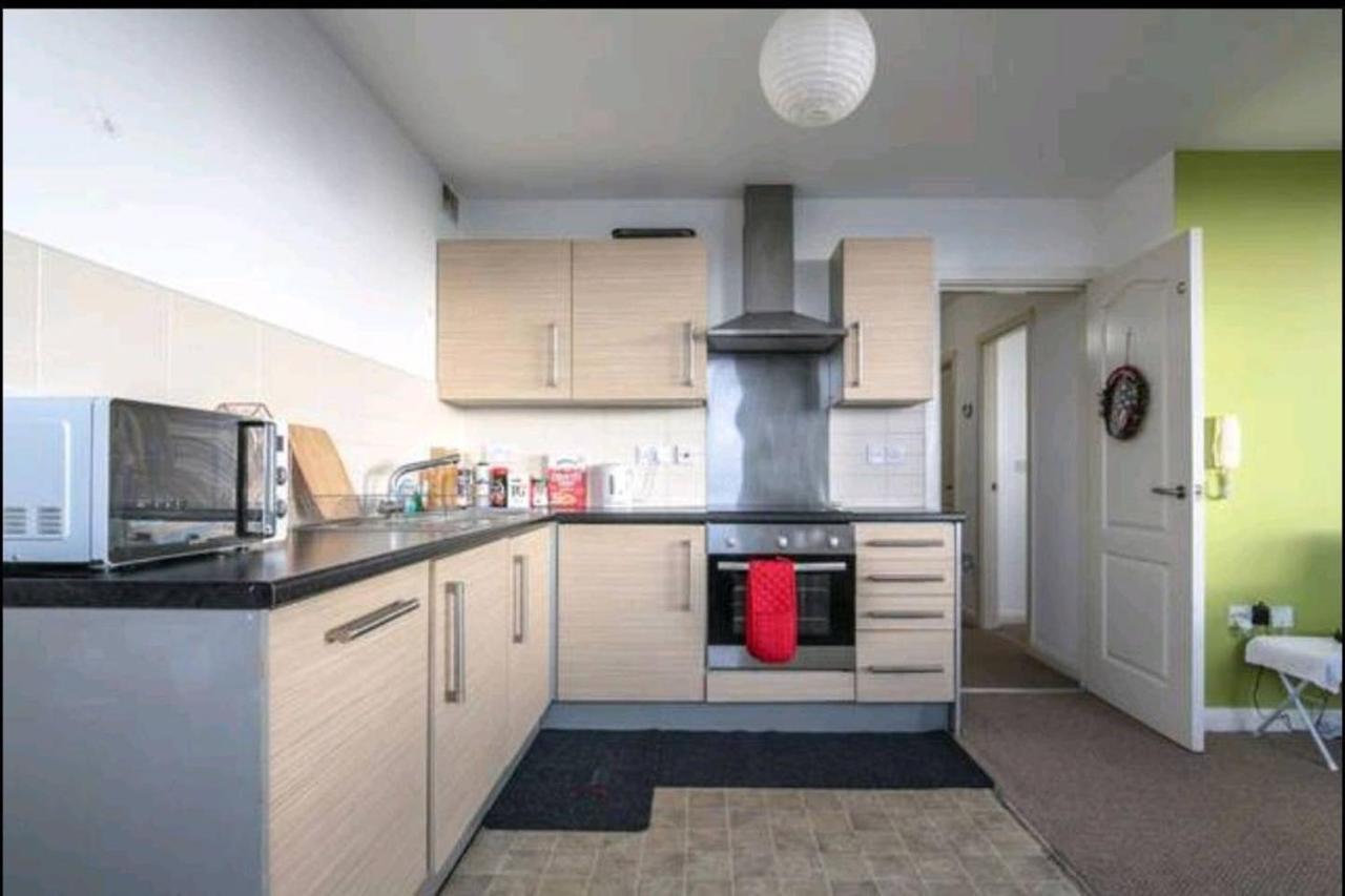 Large 3 Bedrooms In Liverpool City Centre, Free Parking Esterno foto