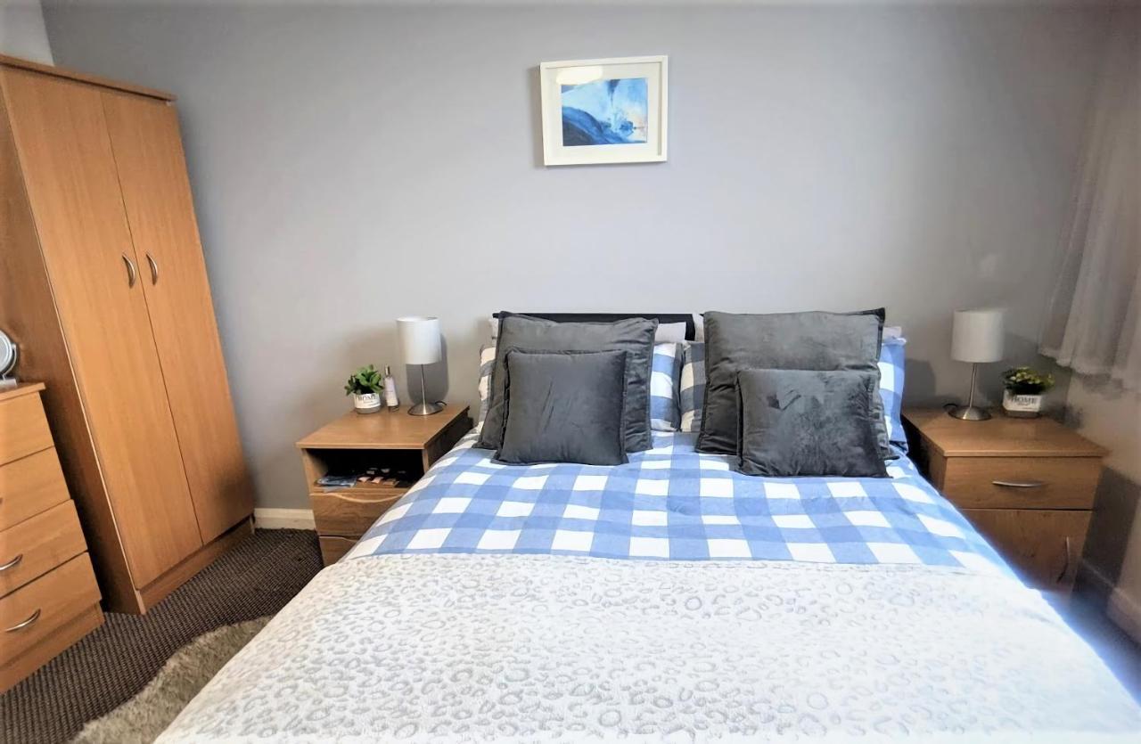 Large 3 Bedrooms In Liverpool City Centre, Free Parking Esterno foto