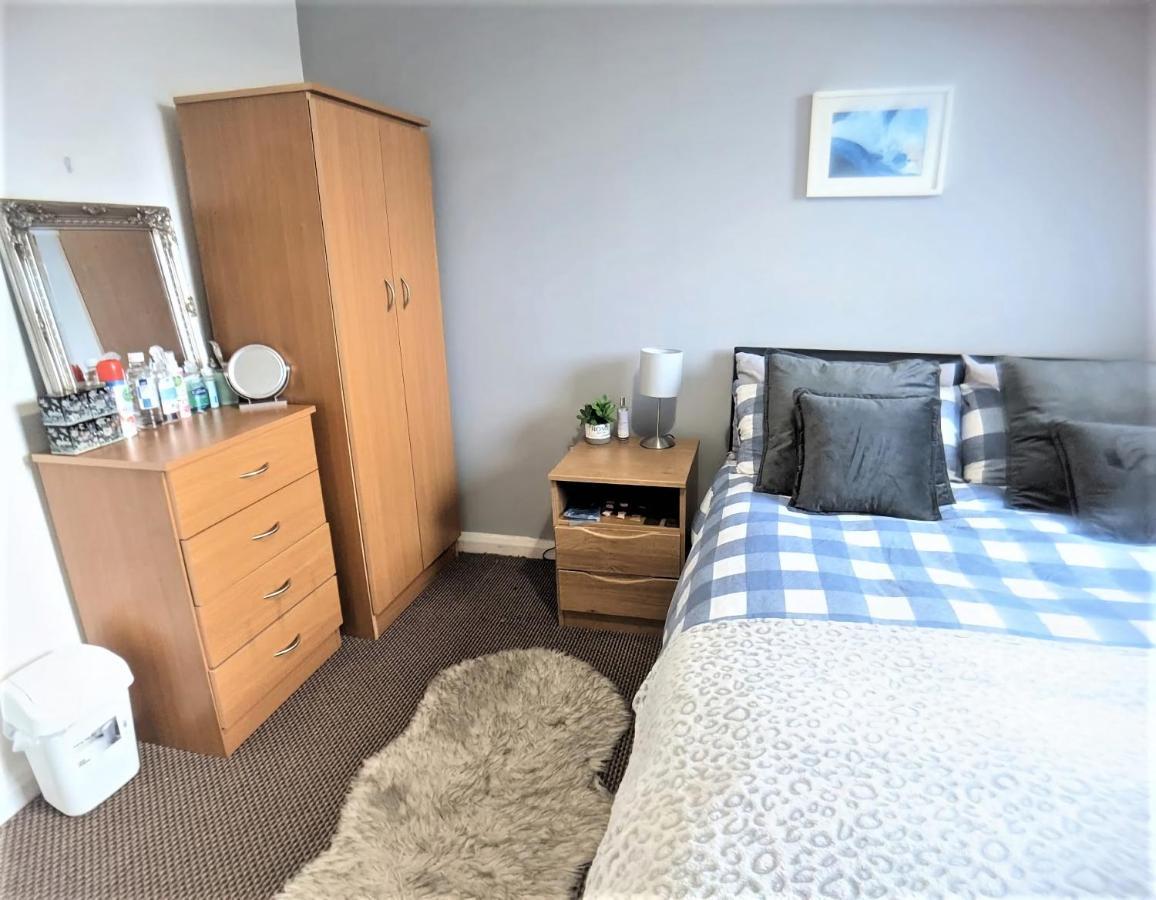 Large 3 Bedrooms In Liverpool City Centre, Free Parking Esterno foto
