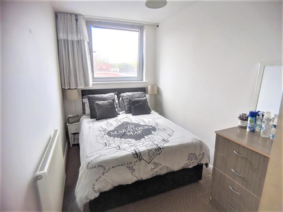 Large 3 Bedrooms In Liverpool City Centre, Free Parking Esterno foto
