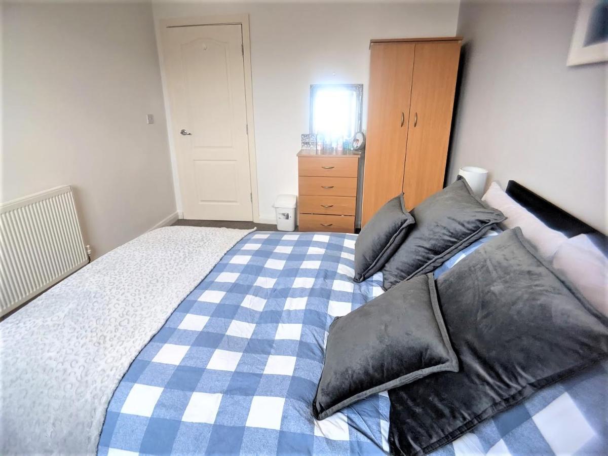 Large 3 Bedrooms In Liverpool City Centre, Free Parking Esterno foto