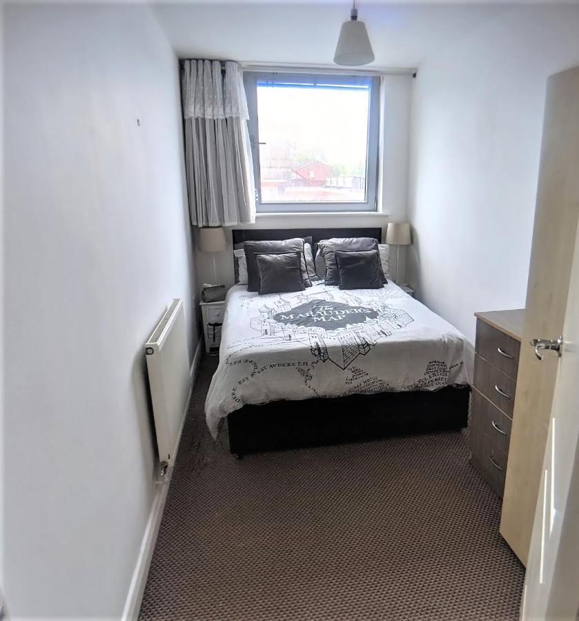 Large 3 Bedrooms In Liverpool City Centre, Free Parking Esterno foto
