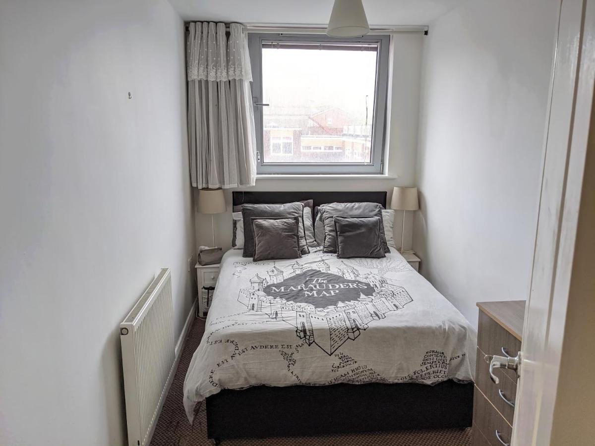Large 3 Bedrooms In Liverpool City Centre, Free Parking Esterno foto