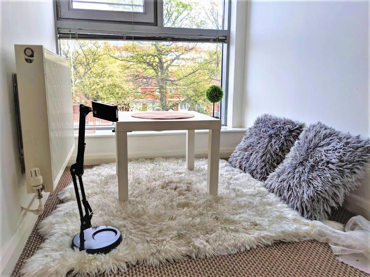 Large 3 Bedrooms In Liverpool City Centre, Free Parking Esterno foto